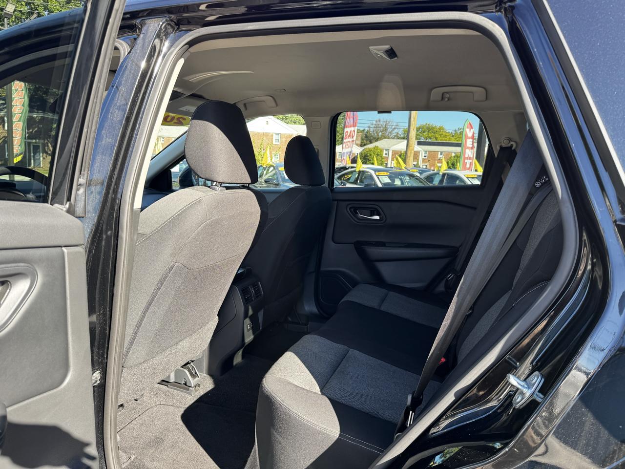 Nissan Rogue SV 2024