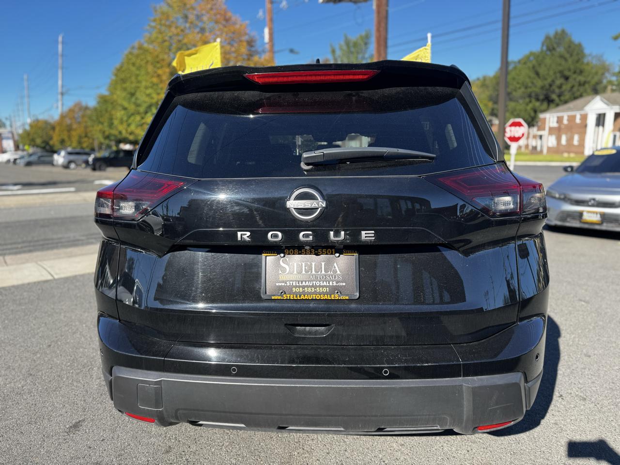 Nissan Rogue SV 2025