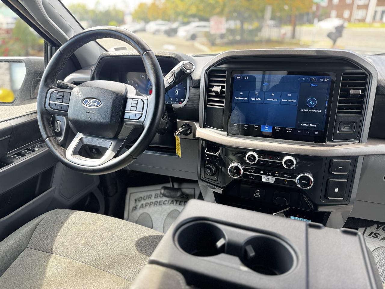 Ford F-150 XLT SuperCrew 4WD 2025