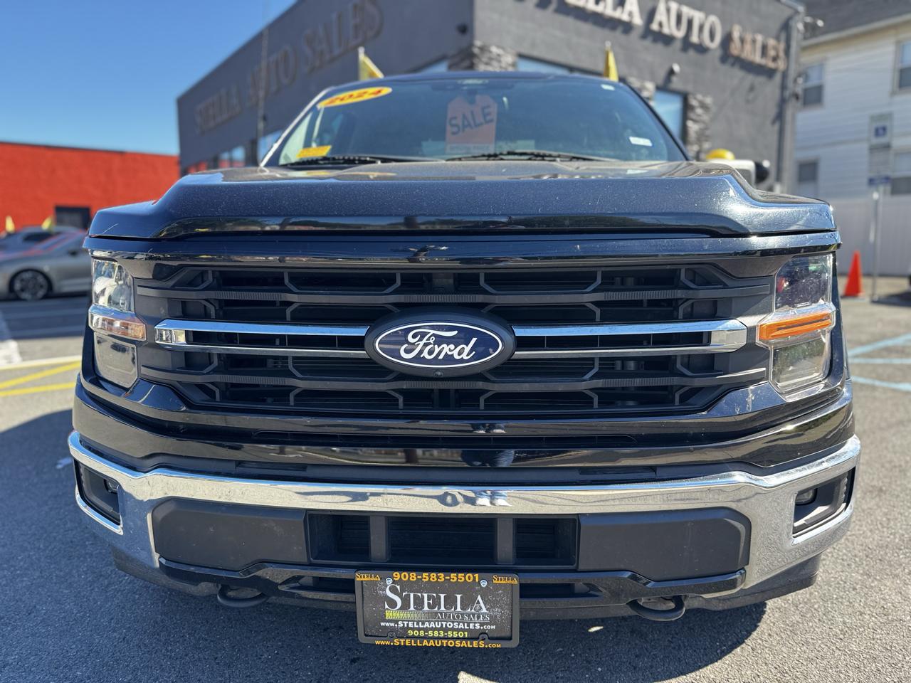 Ford F-150 XLT SuperCrew 4WD 2024