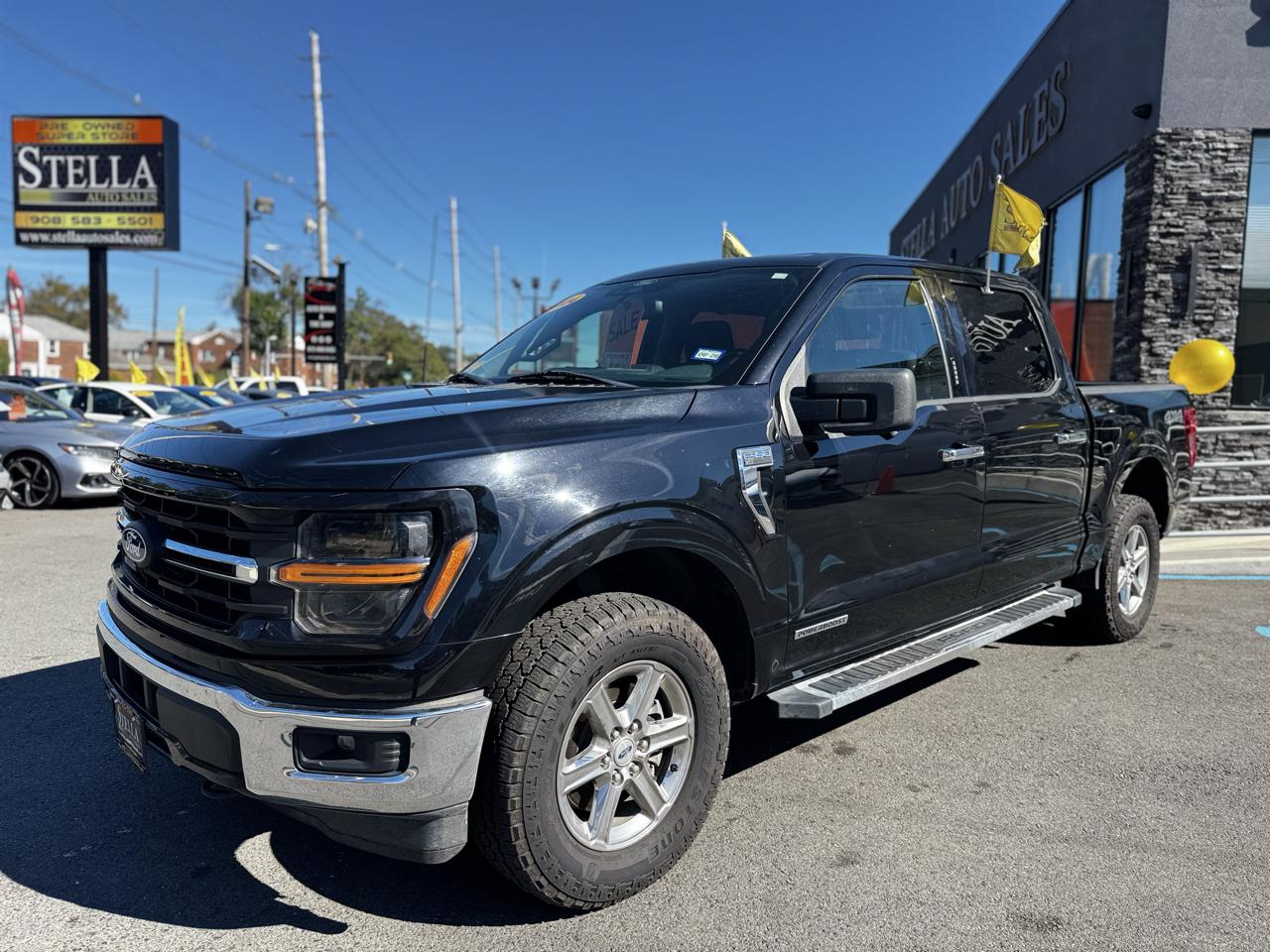 Ford F-150 XLT SuperCrew 4WD 2024
