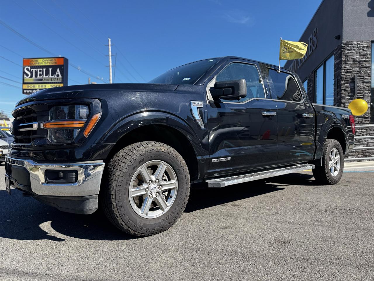 Ford F-150 XLT SuperCrew 4WD 2024