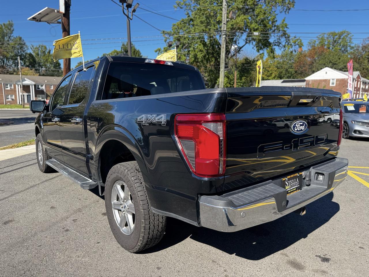 Ford F-150 XLT SuperCrew 4WD 2024