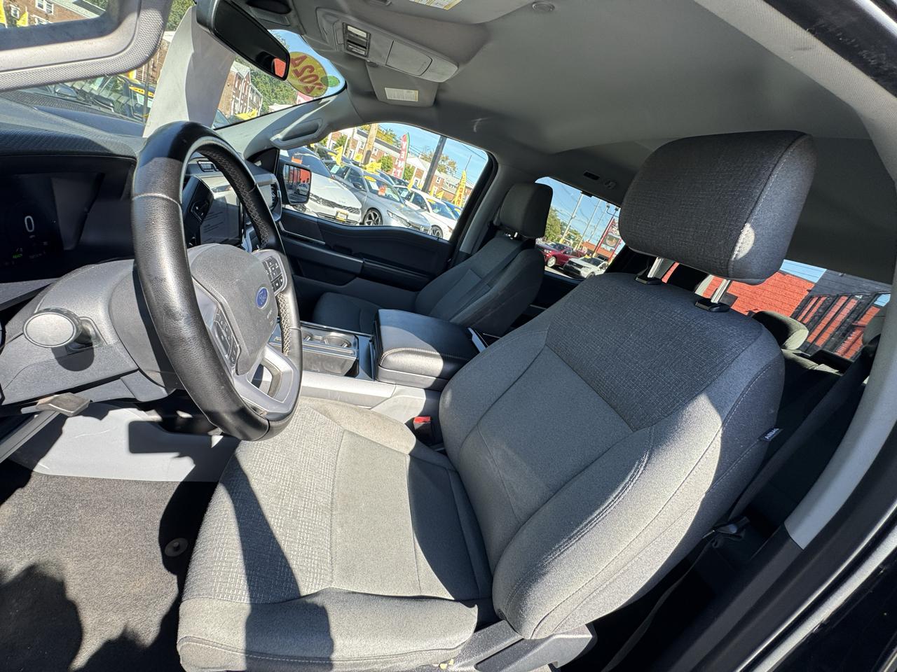 Ford F-150 XLT SuperCrew 4WD 2024