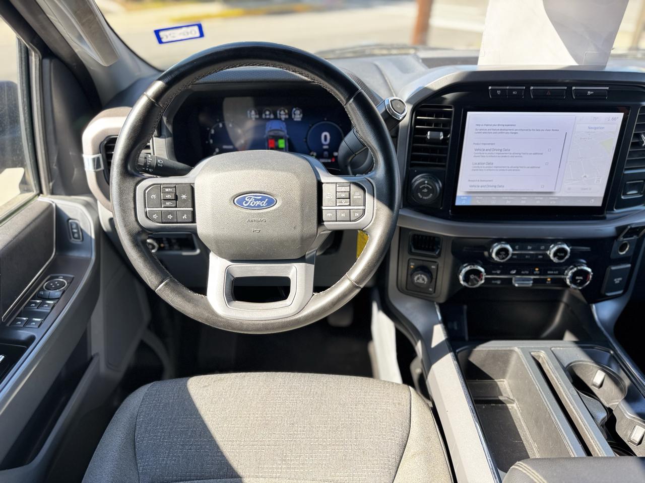 Ford F-150 XLT SuperCrew 4WD 2024