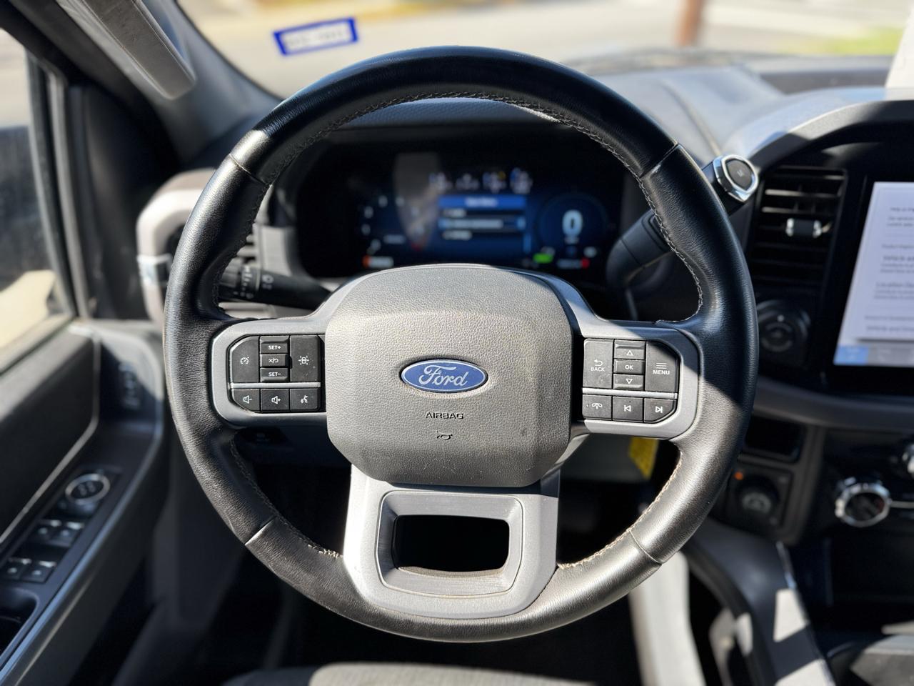 Ford F-150 XLT SuperCrew 4WD 2024