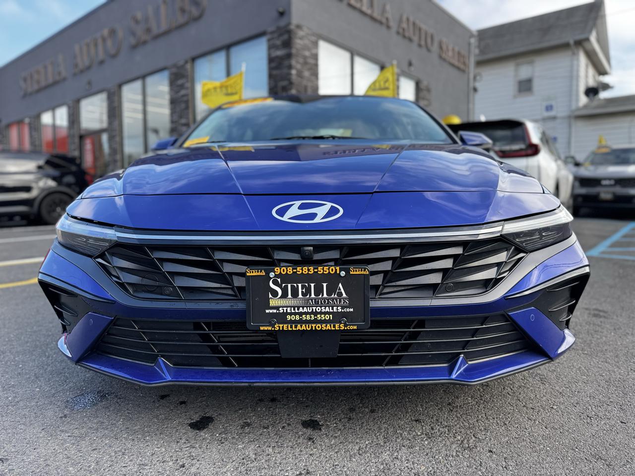 Hyundai Elantra Limited 2024