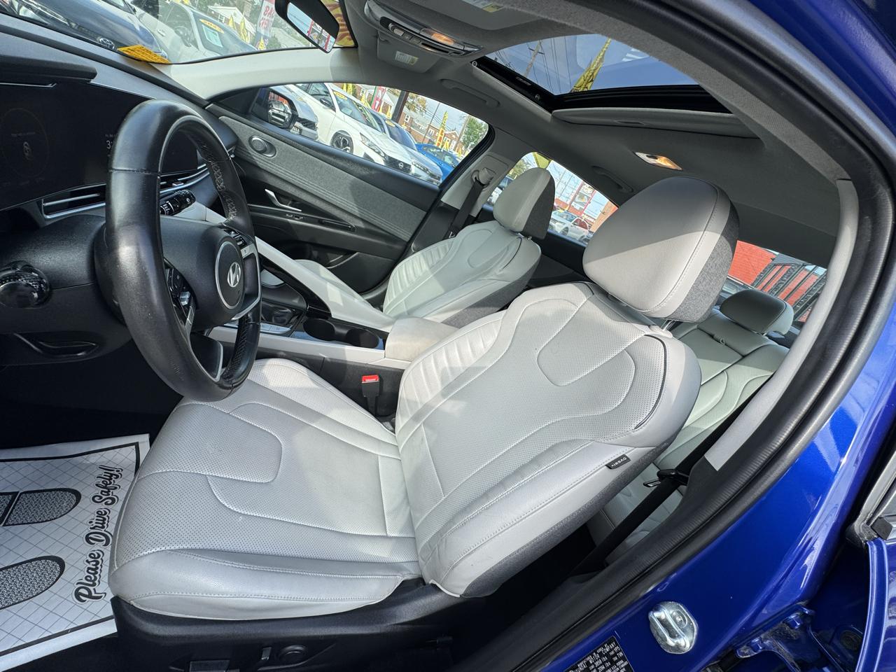 Hyundai Elantra Limited 2024