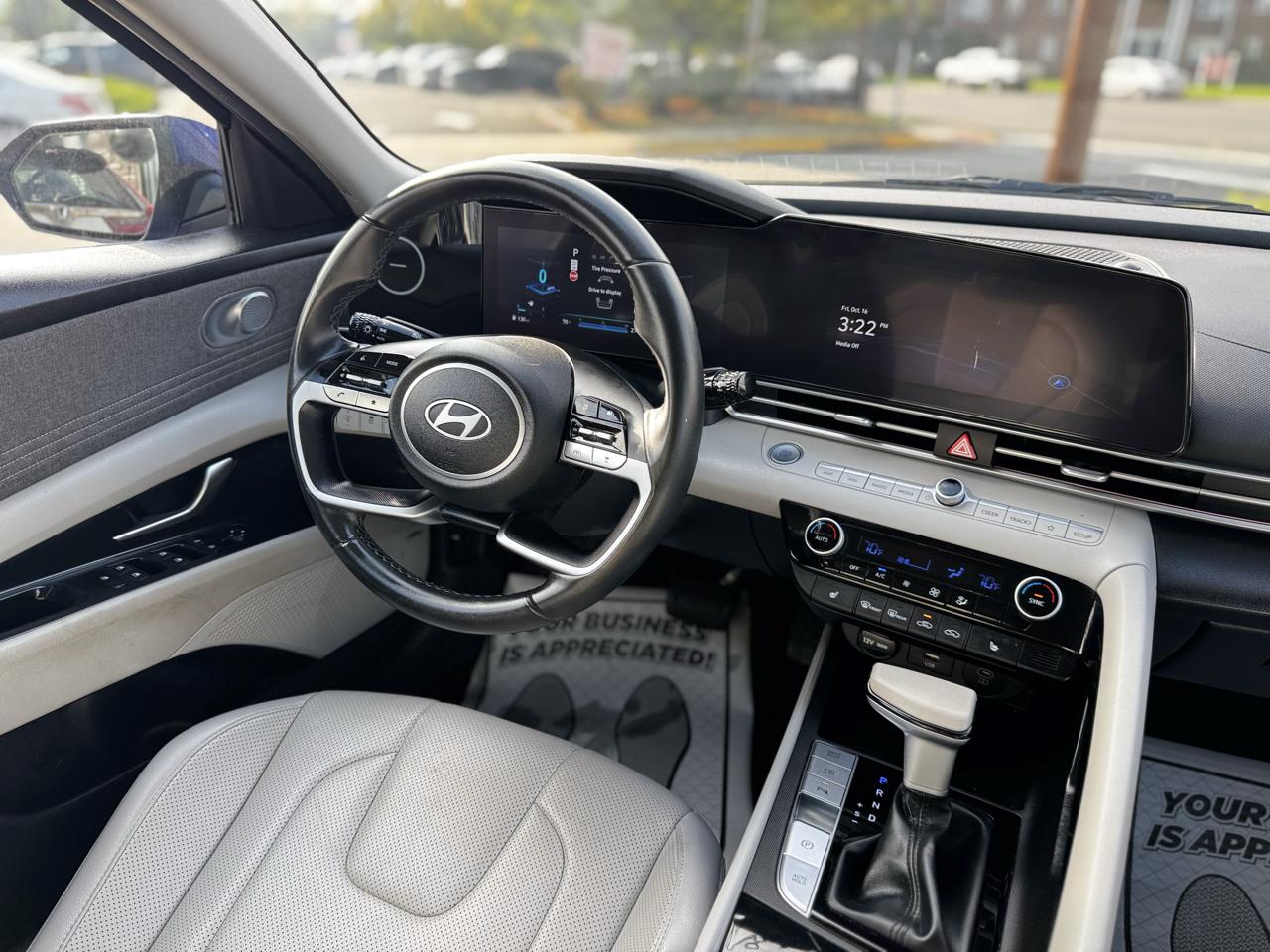 Hyundai Elantra Limited 2024