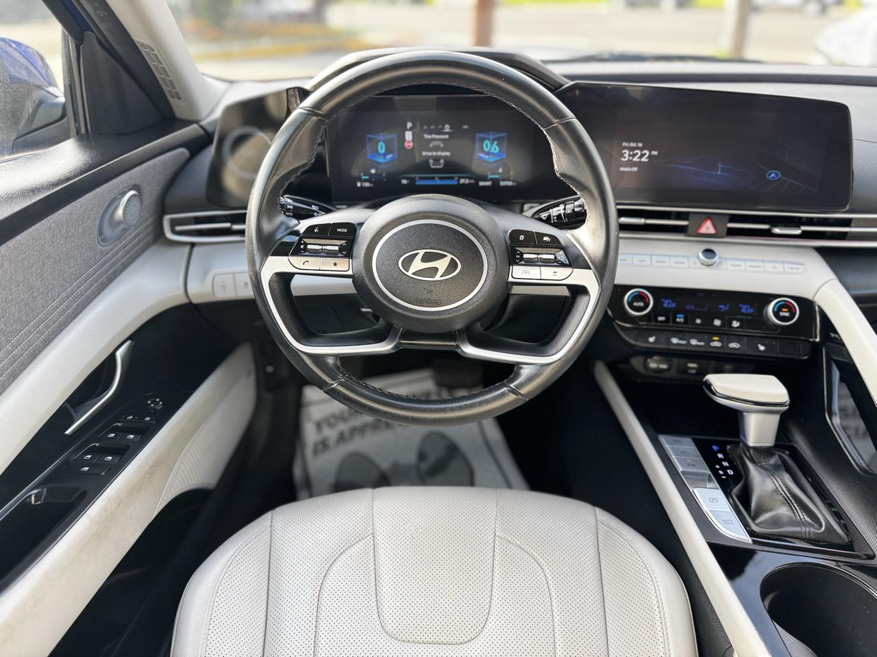 Hyundai Elantra Limited 2024