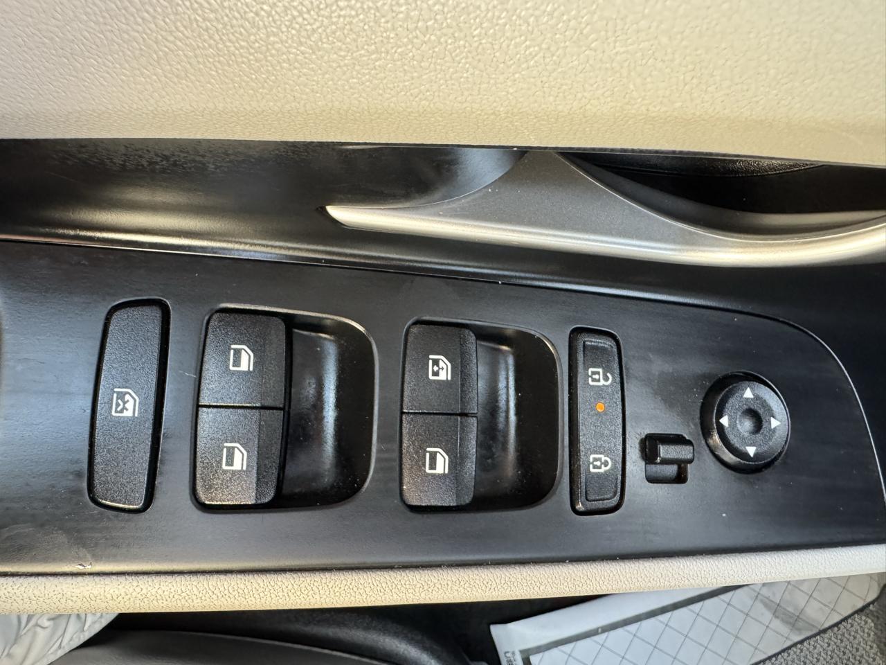 Hyundai Elantra Limited 2024