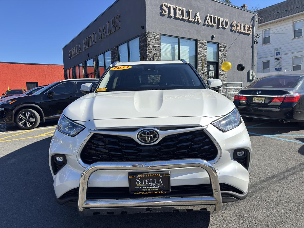 2021 Toyota Highlander XLE Nav AWD V6