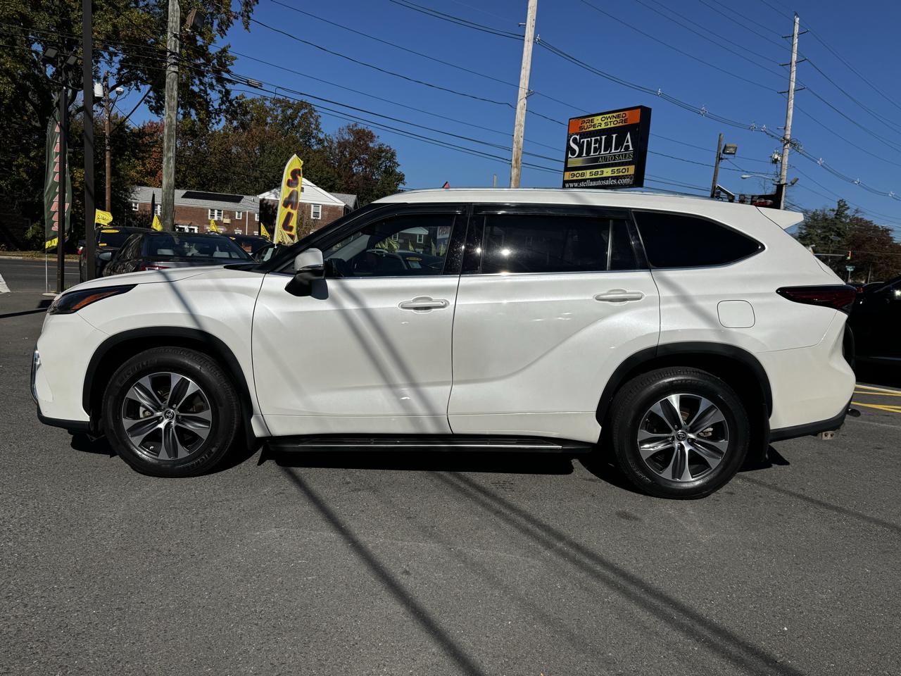 Toyota Highlander XLE Nav AWD V6 2021