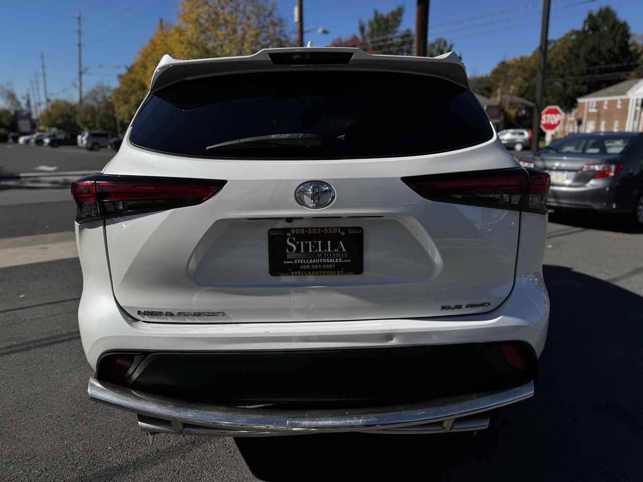 Toyota Highlander XLE Nav AWD V6 2021