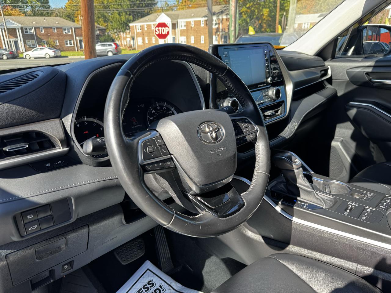Toyota Highlander XLE Nav AWD V6 2021