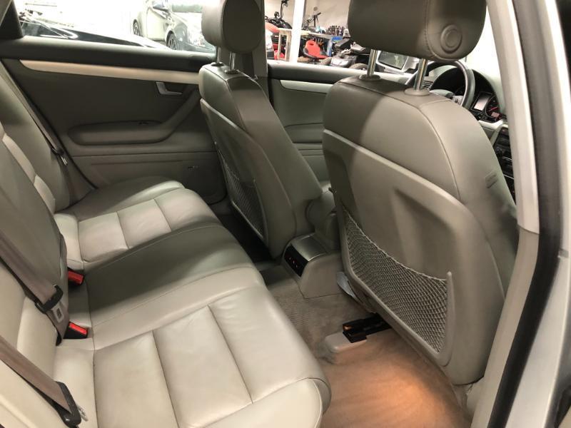 Audi A4 3.2 quattro with Tiptronic 2005