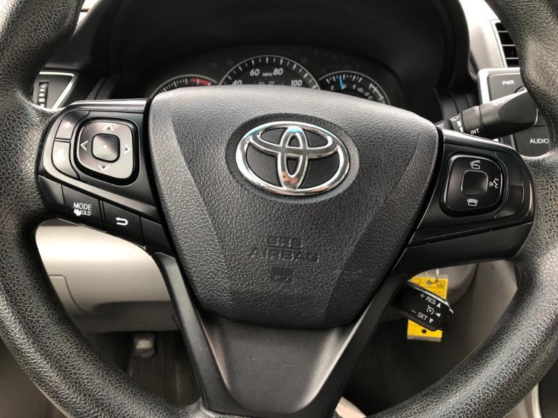 Toyota Camry SE 2015