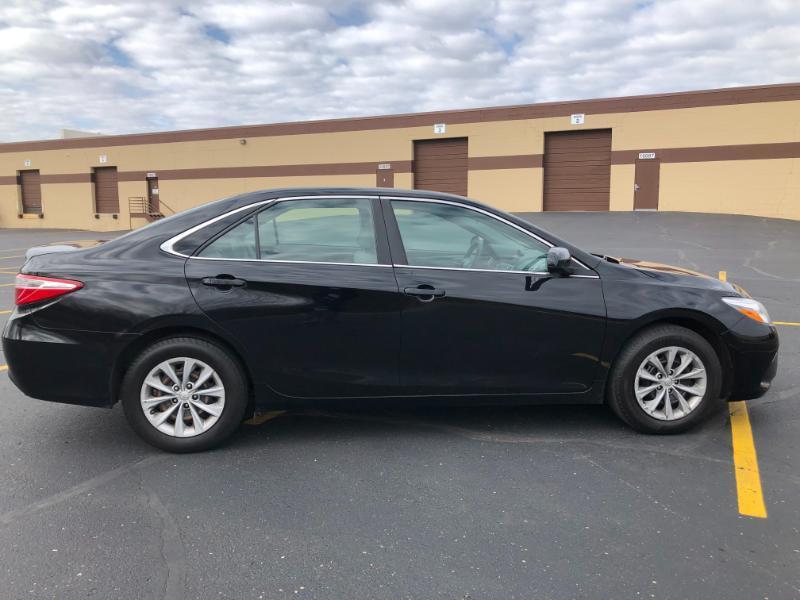Toyota Camry SE 2015