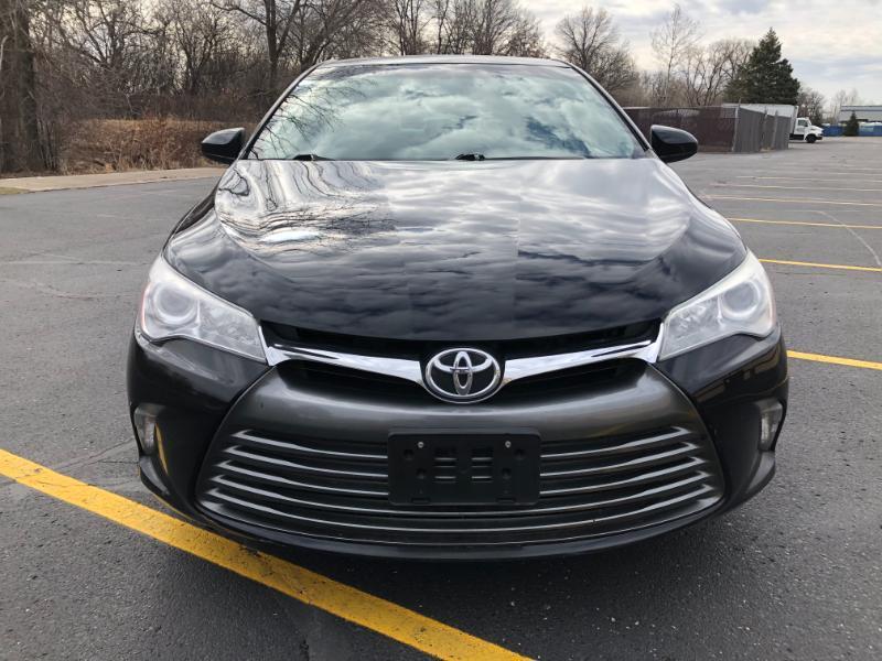 Toyota Camry SE 2015