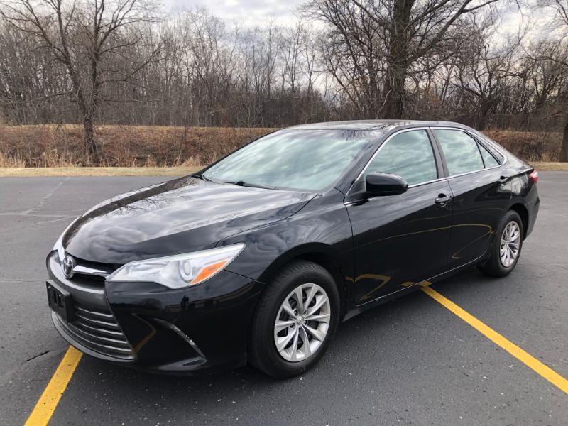 Toyota Camry SE 2015