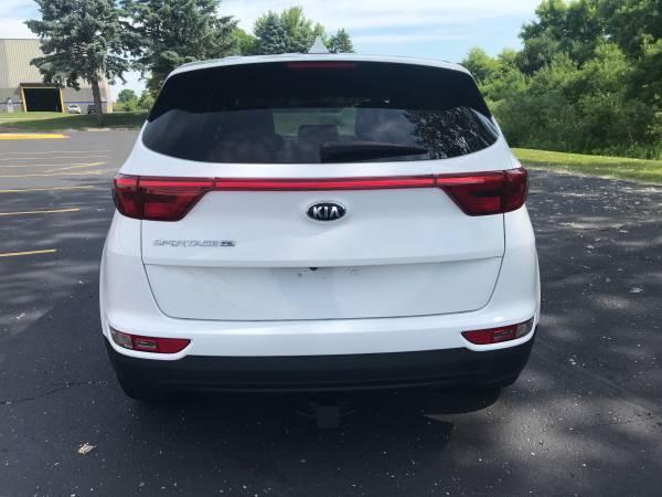 Kia Sportage LX FWD 2018