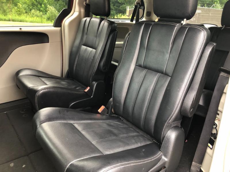Chrysler Town & Country Touring 2014