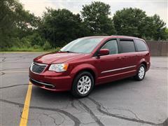 2014 Chrysler Town & Country 
