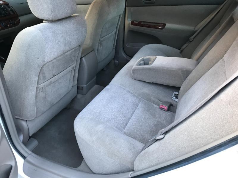 Toyota Camry Standard 2004