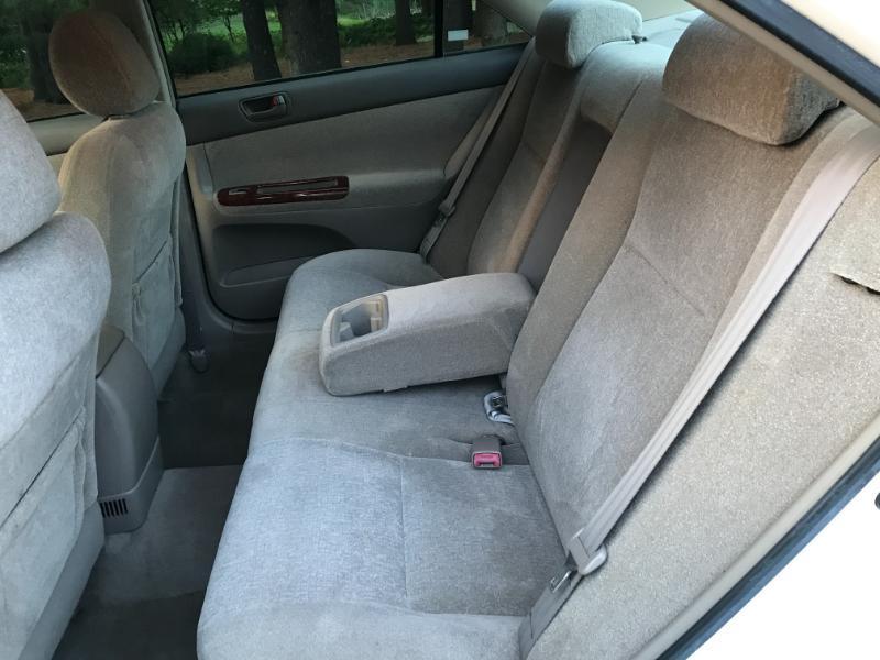 Toyota Camry Standard 2004