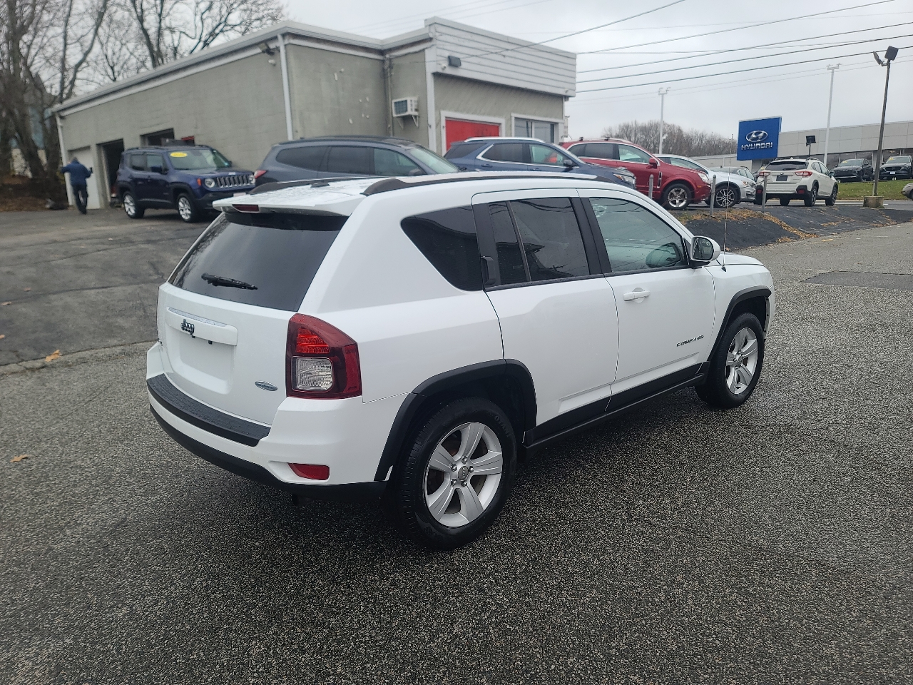 2014 Jeep Compass Latitude photo 4