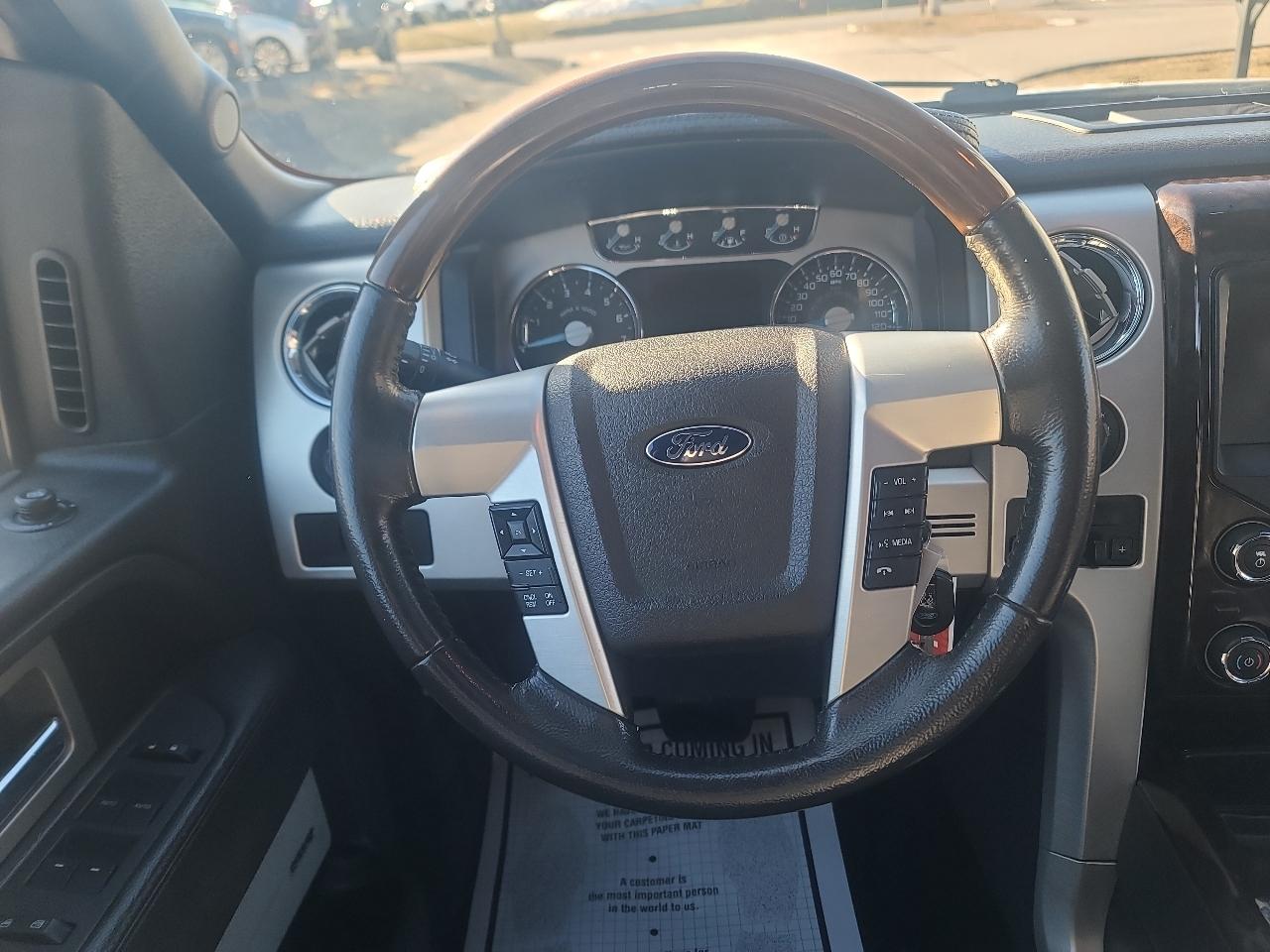 Ford F-150 4WD SuperCrew 145" Platinum 2014