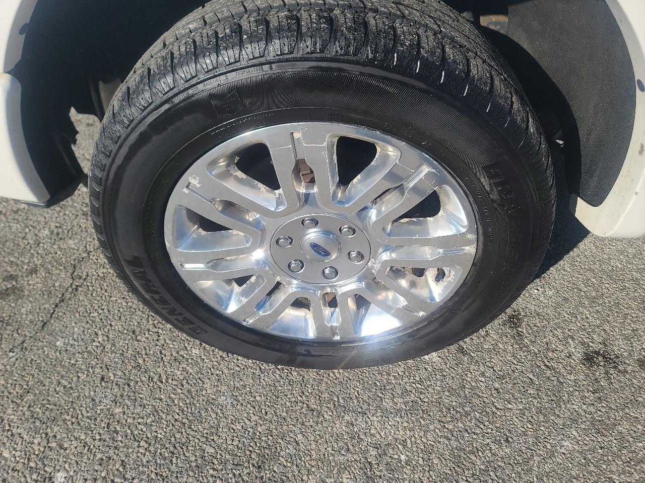 Ford F-150 4WD SuperCrew 145" Platinum 2014