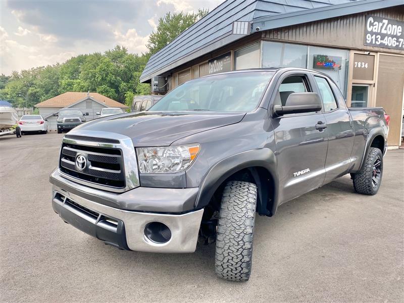 Toyota Tundra Tundra-Grade Double Cab 4.6L 4WD 2011