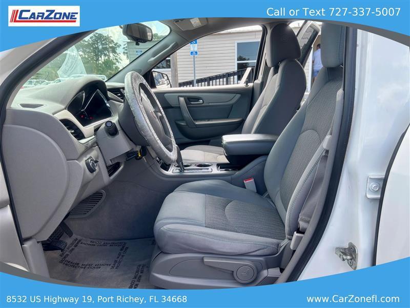 Chevrolet Traverse LS FWD w/PDC 2014