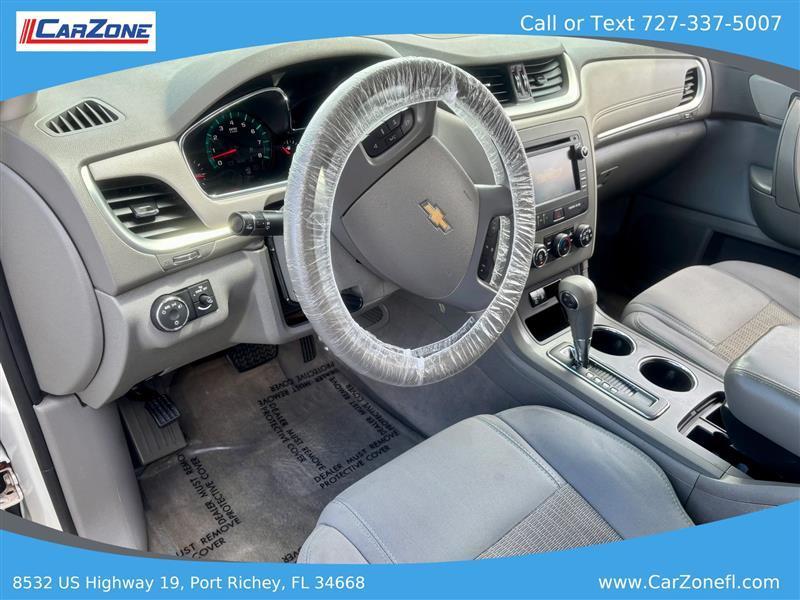Chevrolet Traverse LS FWD w/PDC 2014