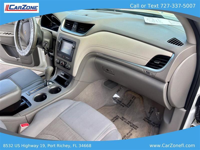 Chevrolet Traverse LS FWD w/PDC 2014