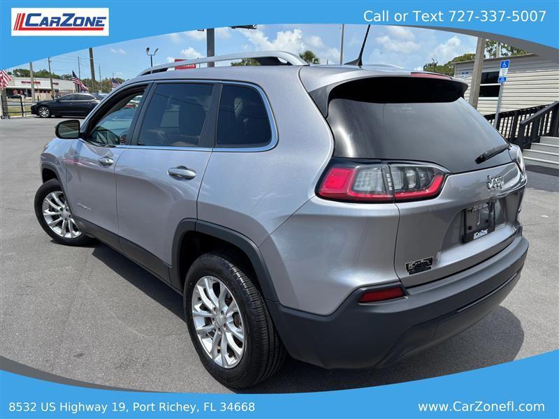 Jeep Cherokee Latitude FWD 2019