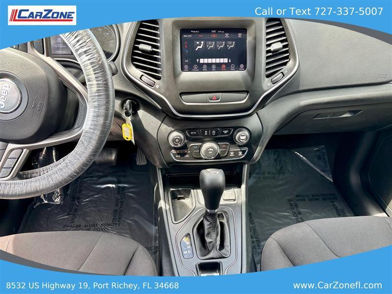 Jeep Cherokee Latitude FWD 2019