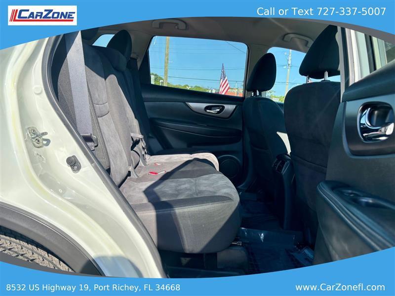 Nissan Rogue SV 2WD 2016