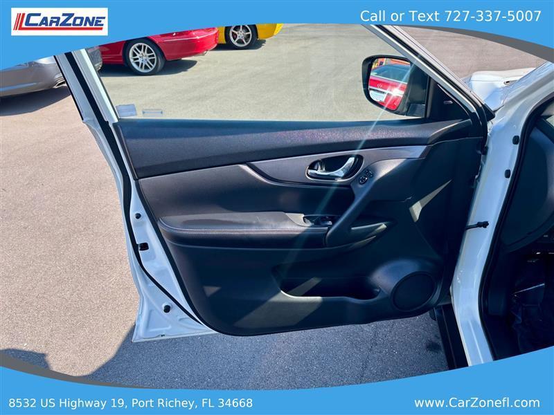 Nissan Rogue SV 2WD 2016