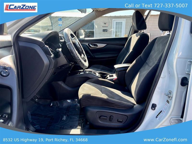 Nissan Rogue SV 2WD 2016