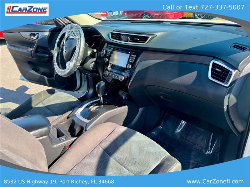 Nissan Rogue SV 2WD 2016