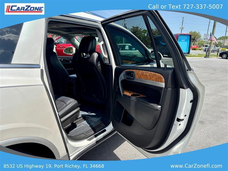 Buick Enclave Premium FWD 2012