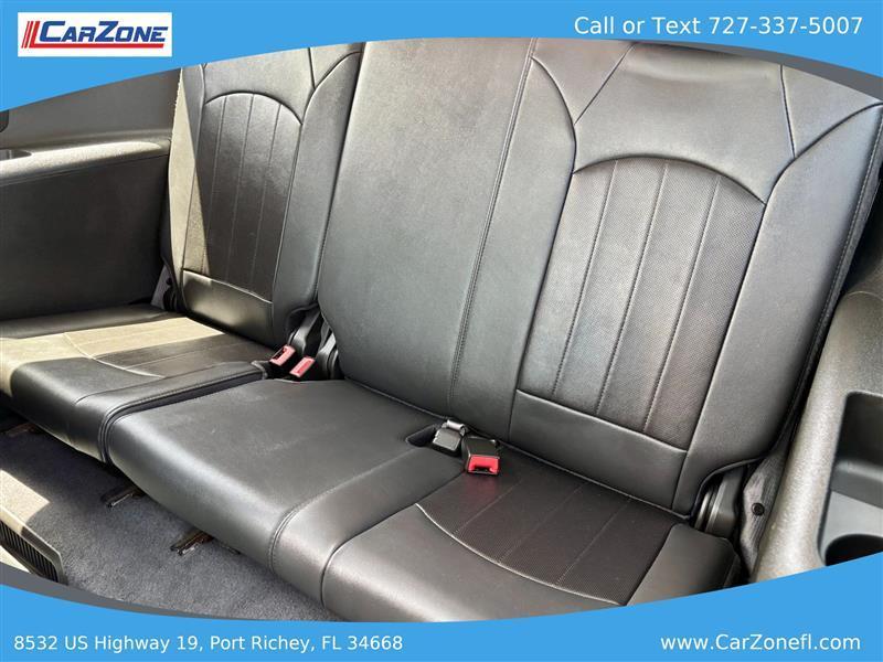Buick Enclave Premium FWD 2012
