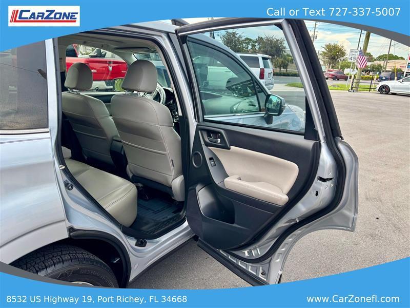 Subaru Forester 2.5i Touring 2016