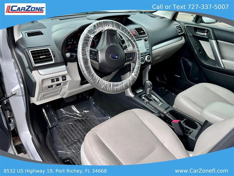 Subaru Forester 2.5i Touring 2016