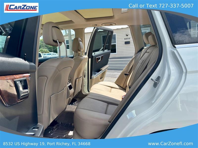 Mercedes-Benz GLK-Class GLK350 2011