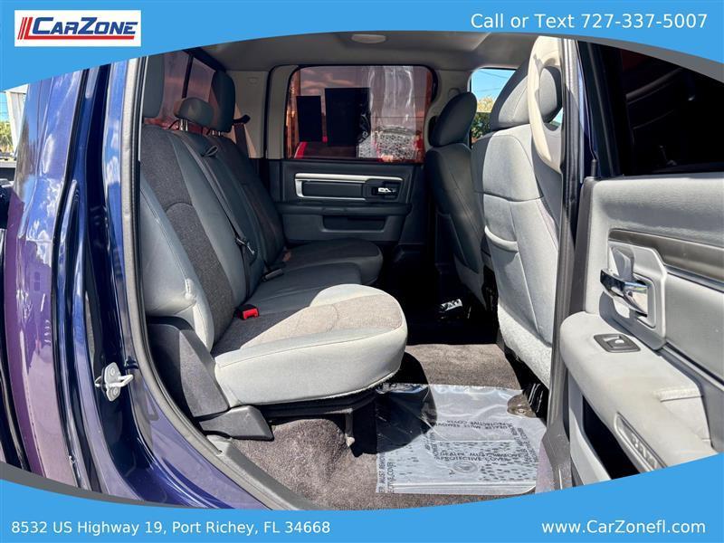 RAM 1500 SLT Crew Cab SWB 2WD 2016
