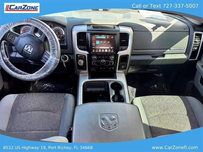 RAM 1500 SLT Crew Cab SWB 2WD 2016