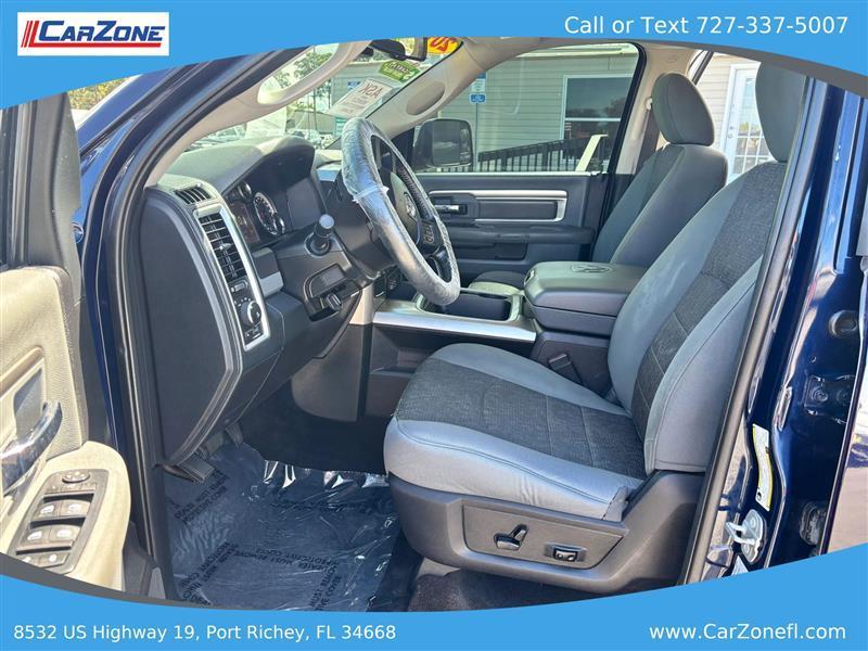 RAM 1500 SLT Crew Cab SWB 2WD 2016